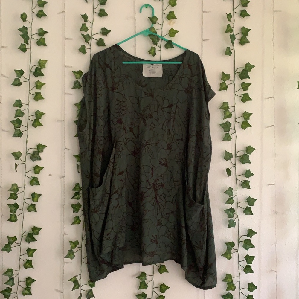 Acacia Mana Dress